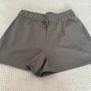 Lululemon shorts size small- color nomad